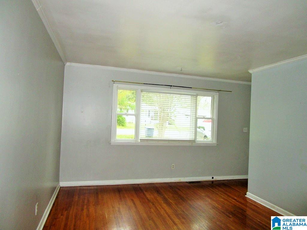132 Crystal Avenue Bessemer, AL 35023 - Photo 2 of 28