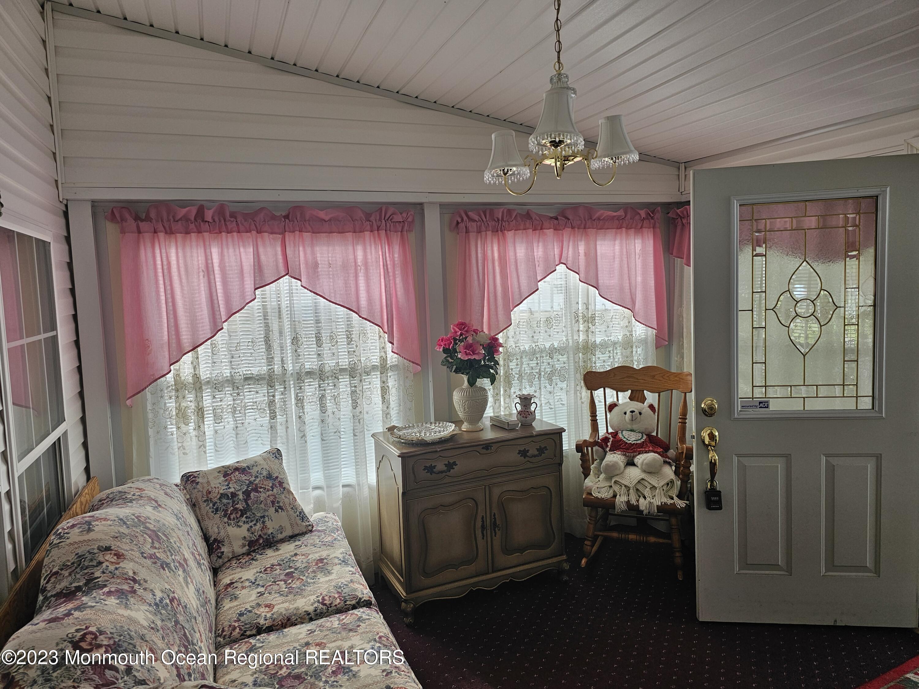 96 Village Road Morganville, NJ 07751 - Photo 5 of 30 20231230_112814