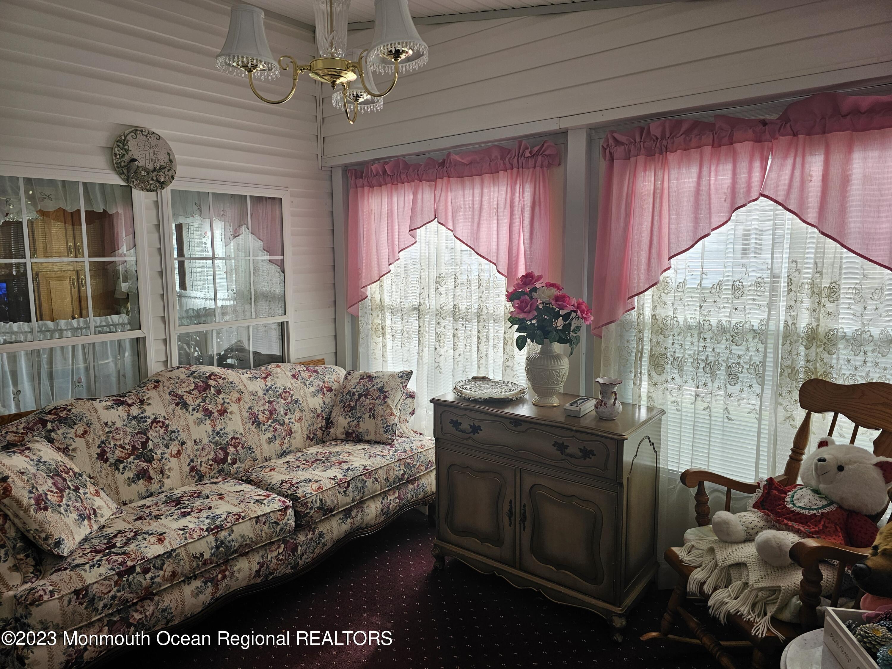 96 Village Road Morganville, NJ 07751 - Photo 6 of 30 20231230_112752