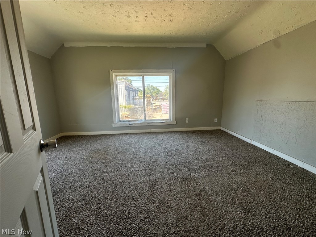 1616 Bank Place Southwest Canton, OH 44706 - Photo 4 of 9