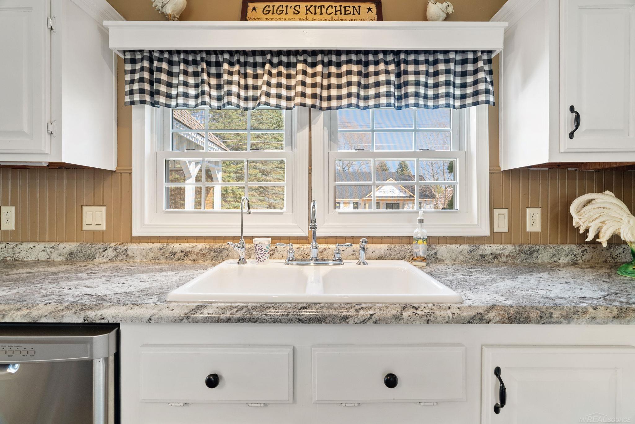 6273 Santa Barbara Road Lexington, MI 48450 - Photo 25 of 57