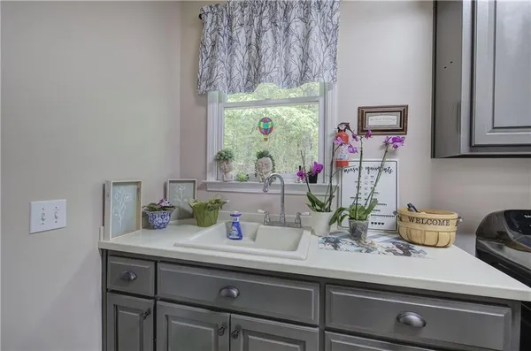 $879,000 | 181 Fox Den Circle, Jasper, GA 30143