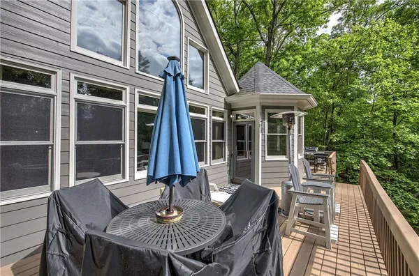 $879,000 | 181 Fox Den Circle, Jasper, GA 30143