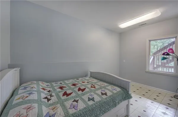 $879,000 | 181 Fox Den Circle, Jasper, GA 30143