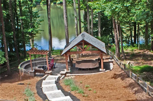 $879,000 | 181 Fox Den Circle, Jasper, GA 30143