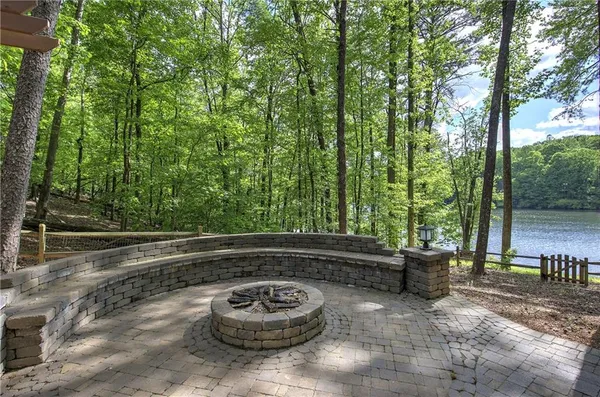 $879,000 | 181 Fox Den Circle, Jasper, GA 30143