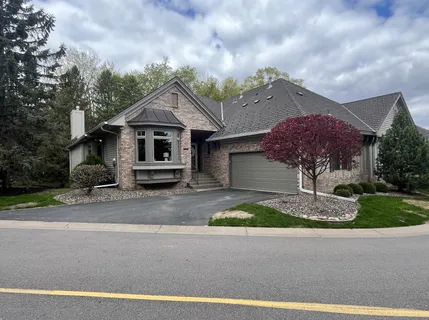 $850,000 | 655 Waycliffe Drive North, Wayzata, MN 55391