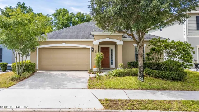 $2,300 | 300 Auburn Oaks Road East, Jacksonville, FL 32218