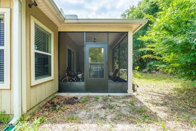 $2,300 | 300 Auburn Oaks Road East, Jacksonville, FL 32218