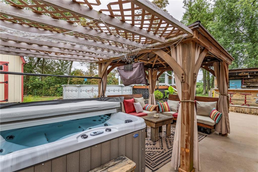 1233 Old Concord Road Monroeville, PA 15146 - Photo 2 of 40 a view of an chairs and tables in the patio
