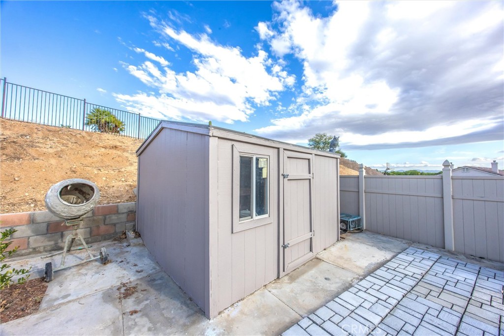 13997 Riverside Drive Apple Valley, CA 92307 - Photo 39 of 55