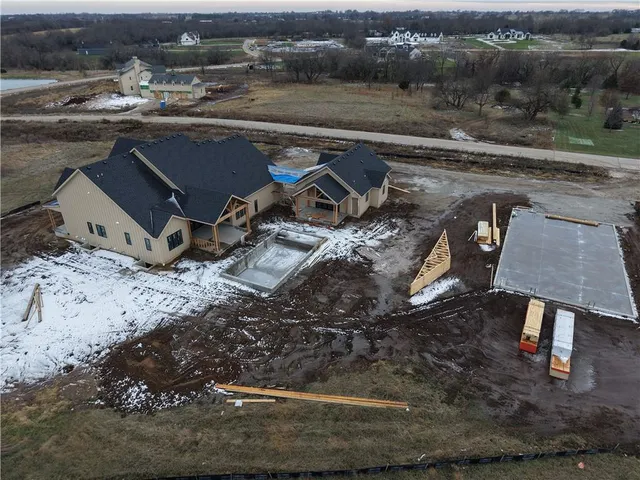 $395,000 | 20720 Briar Street, Stilwell, KS 66013