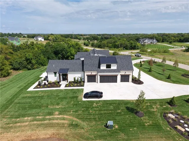 $395,000 | 20720 Briar Street, Stilwell, KS 66013