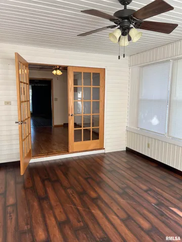 $99,900 | 117 East Chrisman Drive, Meredosia, IL 62665