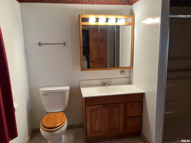 $99,900 | 117 East Chrisman Drive, Meredosia, IL 62665