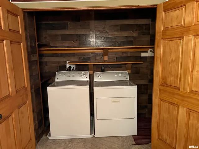 $99,900 | 117 East Chrisman Drive, Meredosia, IL 62665