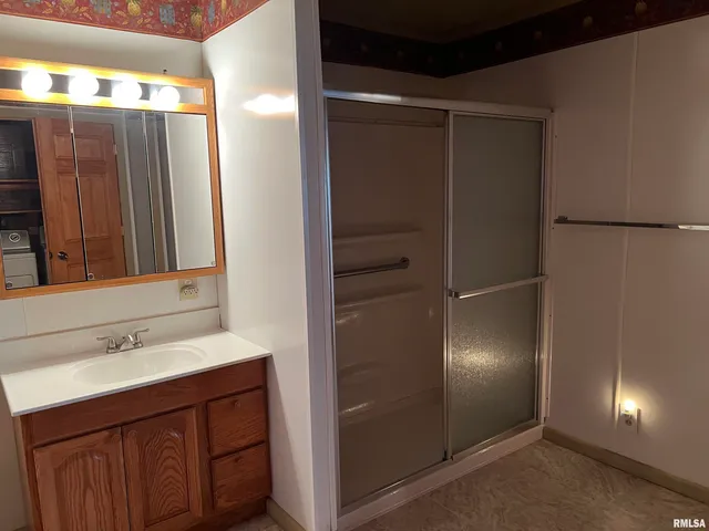 $99,900 | 117 East Chrisman Drive, Meredosia, IL 62665