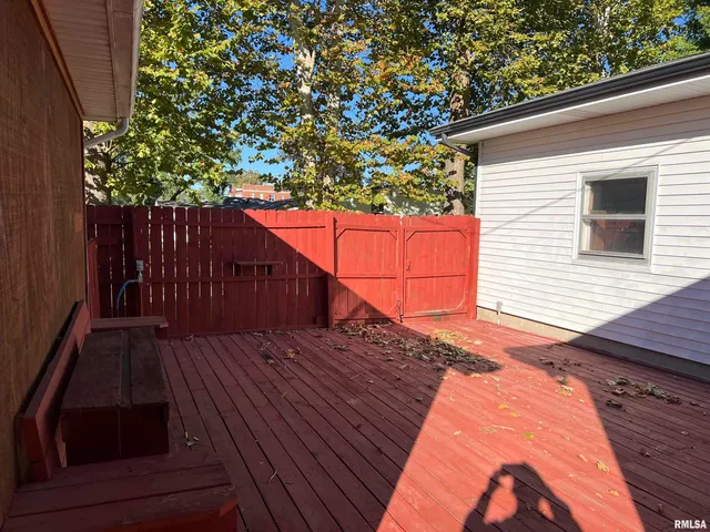 $99,900 | 117 East Chrisman Drive, Meredosia, IL 62665