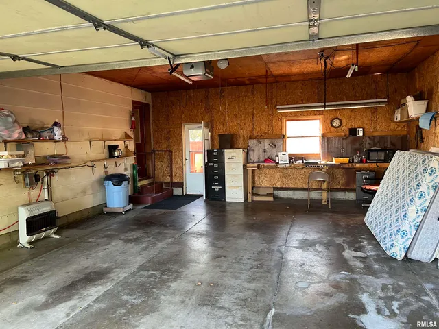 $99,900 | 117 East Chrisman Drive, Meredosia, IL 62665