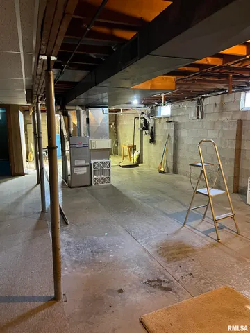 $99,900 | 117 East Chrisman Drive, Meredosia, IL 62665