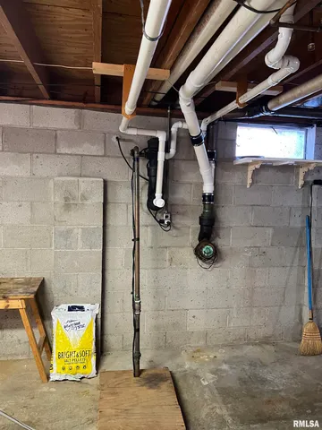 $99,900 | 117 East Chrisman Drive, Meredosia, IL 62665