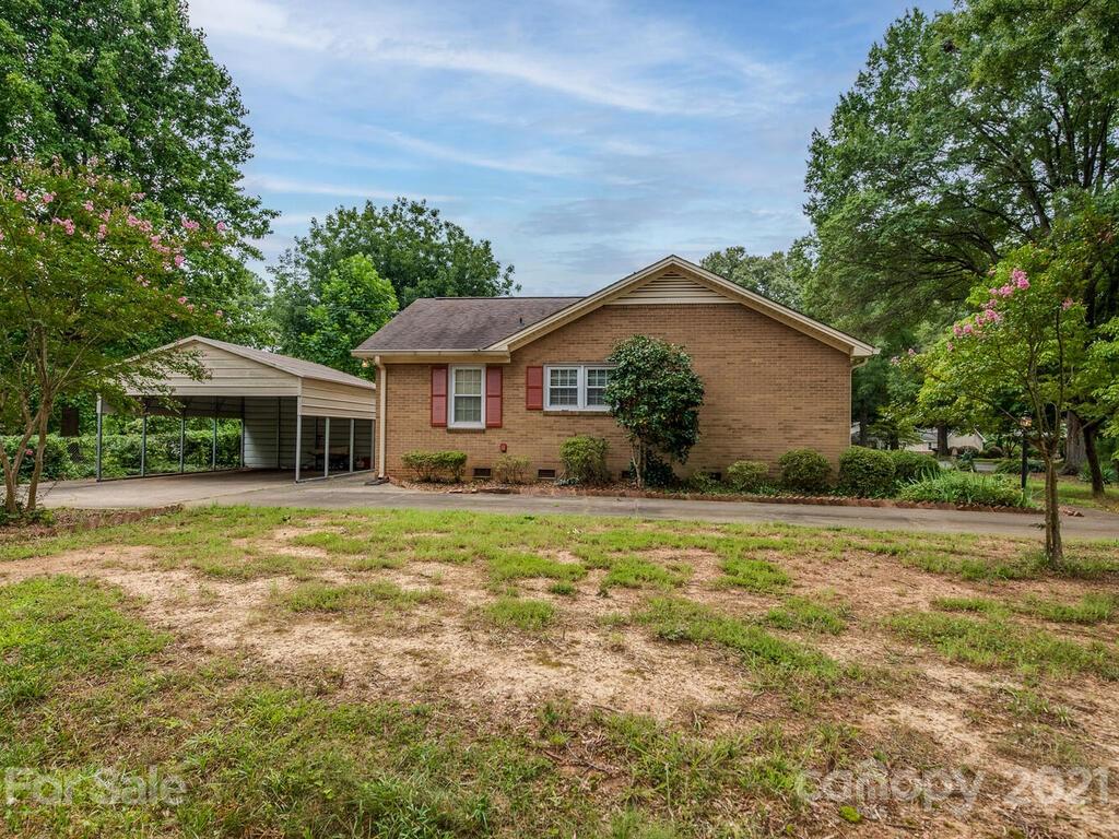 615 Lansdowne Road Charlotte, NC 28270 - Photo 22 of 22 Gallery Image 22