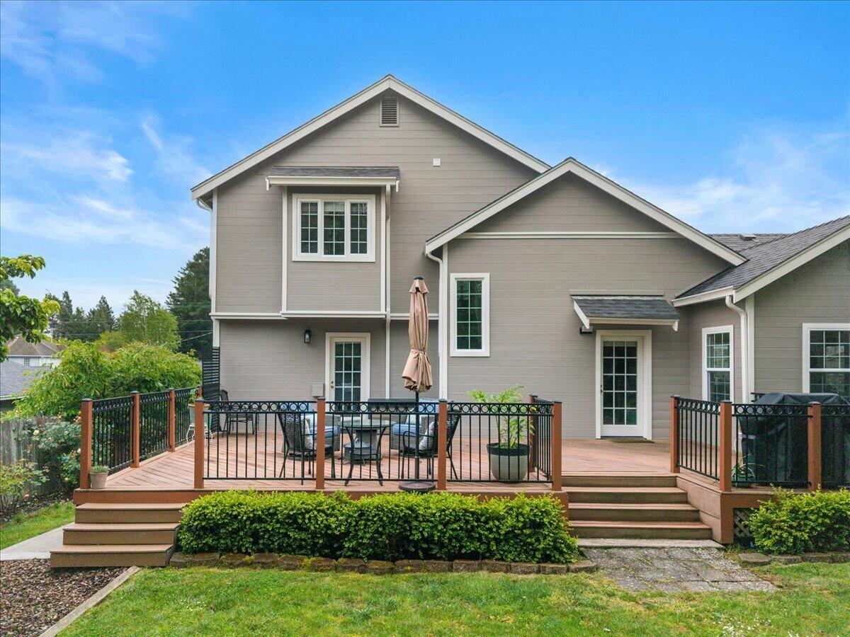 521 Nob Hill Road Fortuna, CA 95540 - Photo 32 of 39