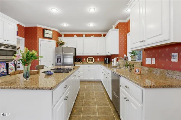 $579,900 | 100 Edgebrook Drive, Pikeville, NC 27863