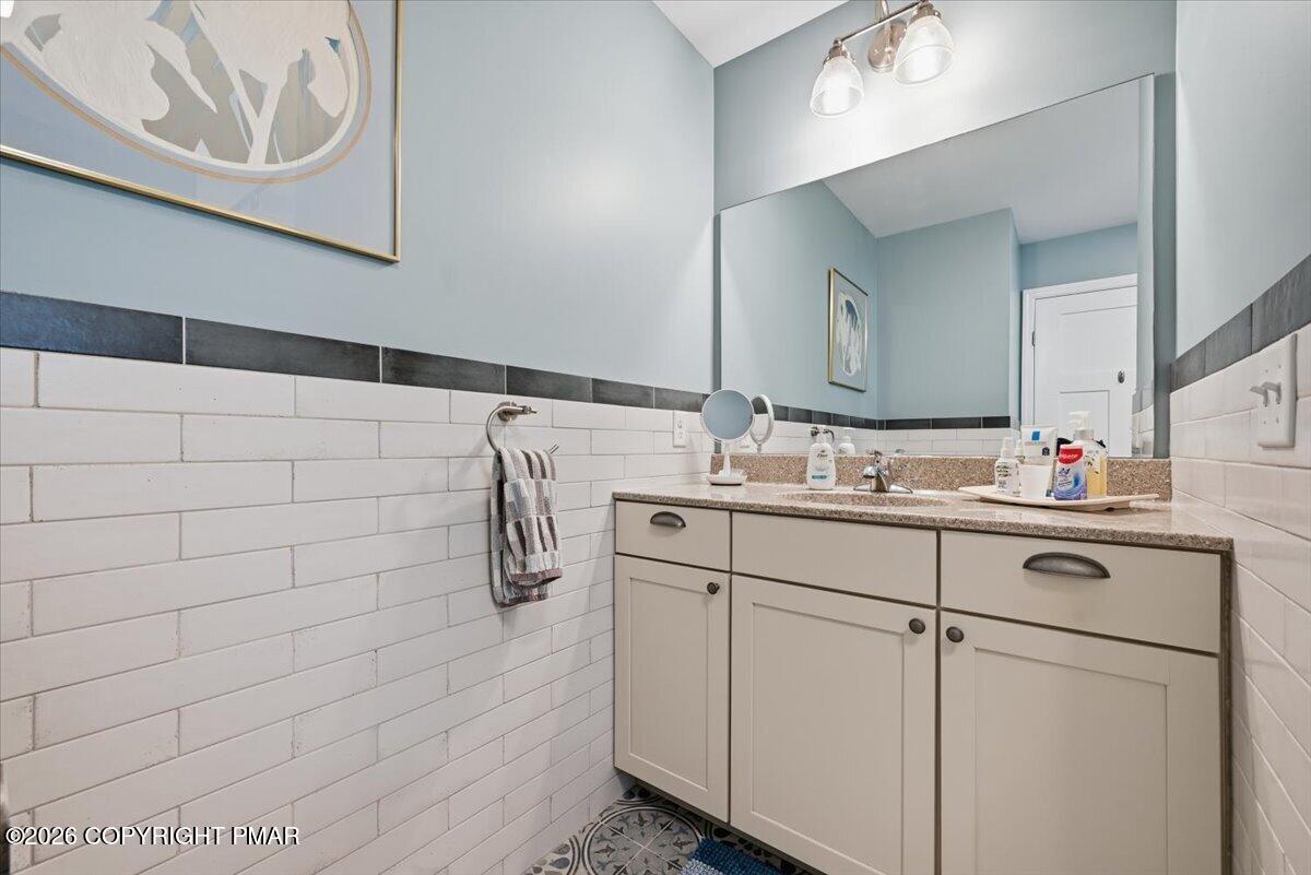 111 Spinnler Point Road Tafton, PA 18464 - Photo 103 of 148 104-091_DSC_3790