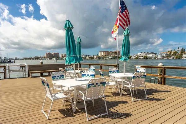 $2,800 | 700 Island Way, Unit 501, Clearwater Beach, FL 33767