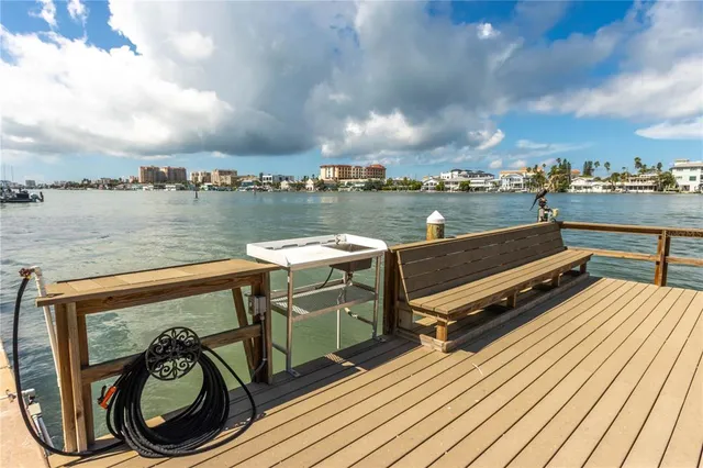 $2,800 | 700 Island Way, Unit 501, Clearwater Beach, FL 33767