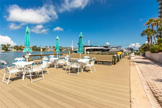 $2,800 | 700 Island Way, Unit 501, Clearwater Beach, FL 33767