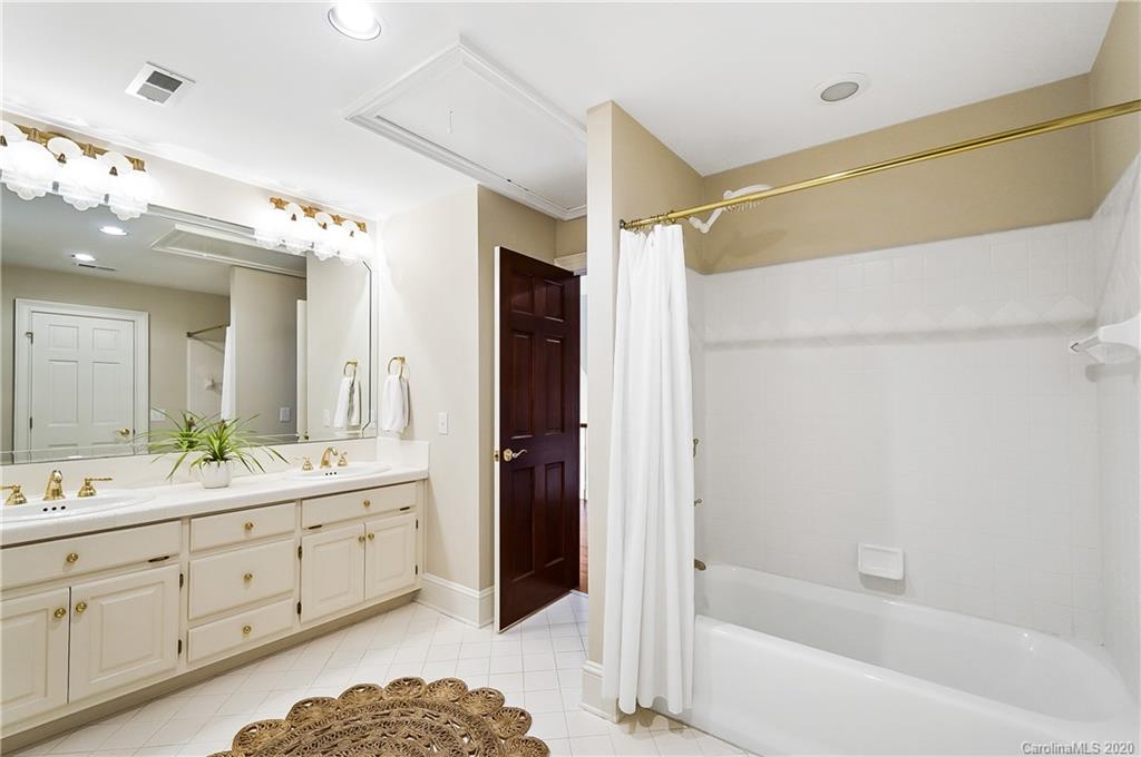 16328 Harbor View Road, Unit 72B Charlotte, NC 28278 - Photo 26 of 47 Gallery Image 26