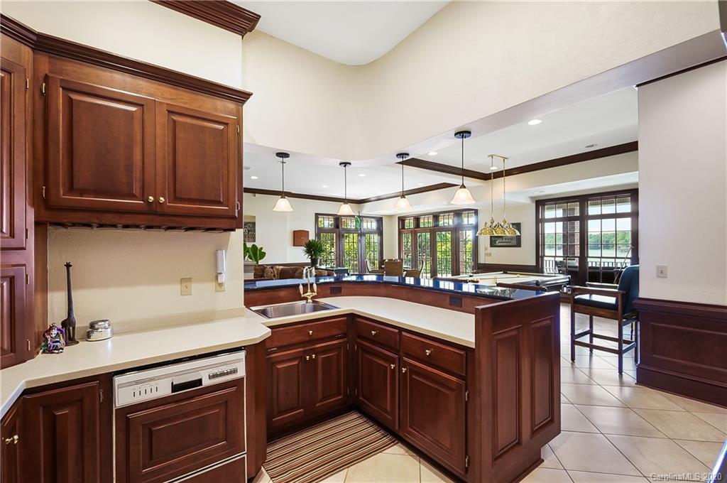 16328 Harbor View Road, Unit 72B Charlotte, NC 28278 - Photo 30 of 47 Gallery Image 30