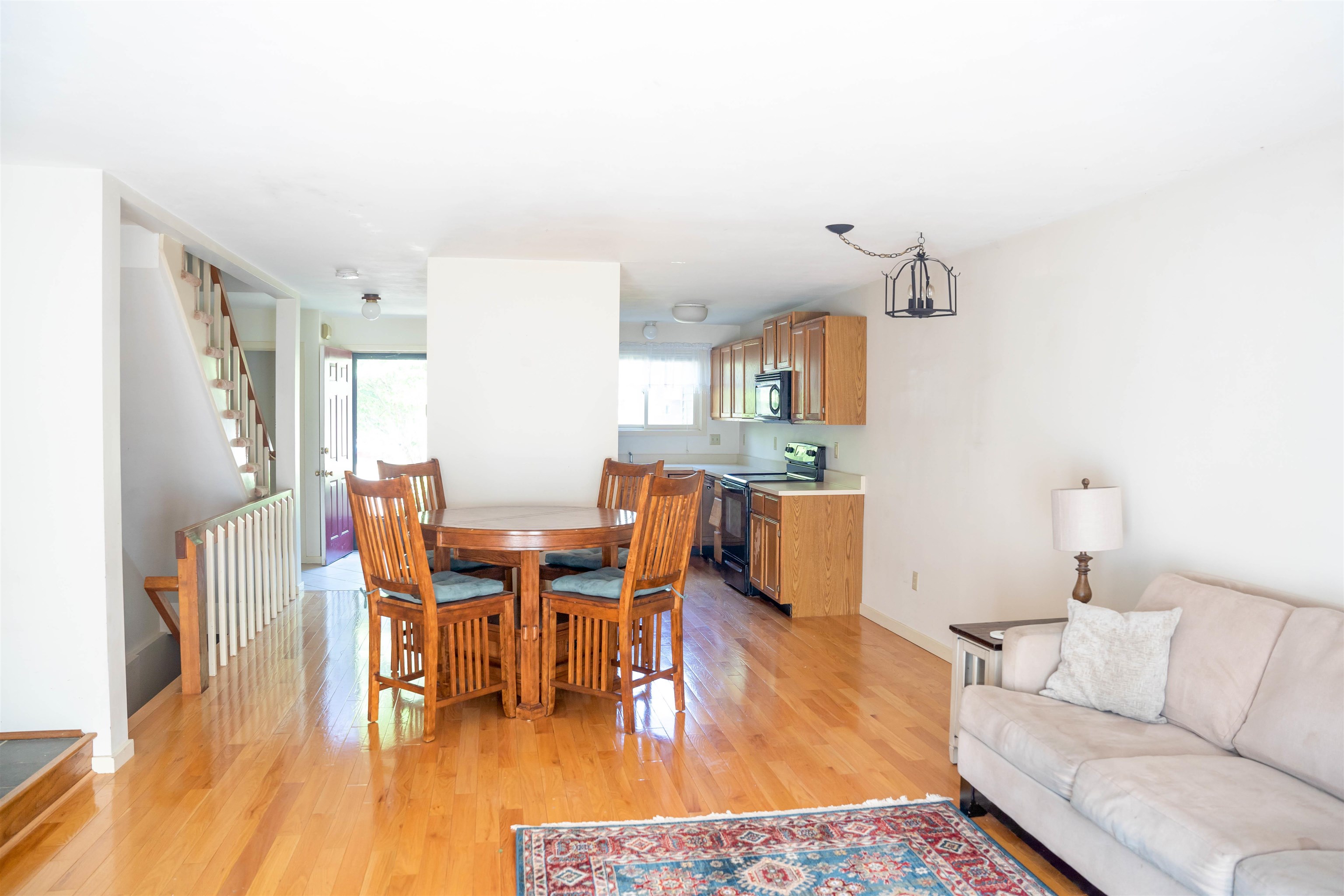 34 Thornhill Road Stratham, NH 03885 - Photo 3 of 20
