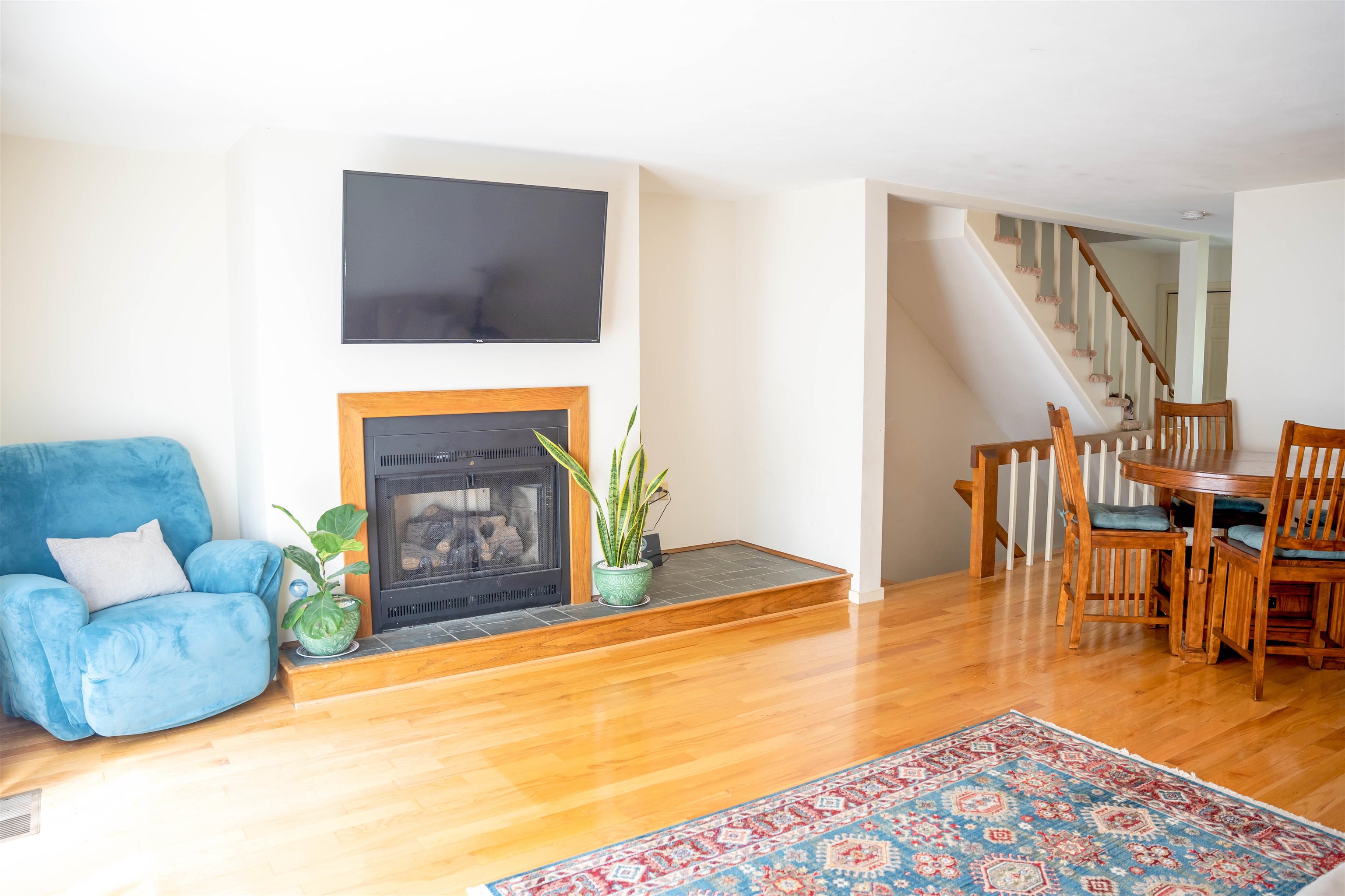 34 Thornhill Road Stratham, NH 03885 - Photo 8 of 20
