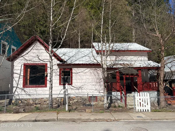 $224,900 | 176 King Street, Wallace, ID 83873