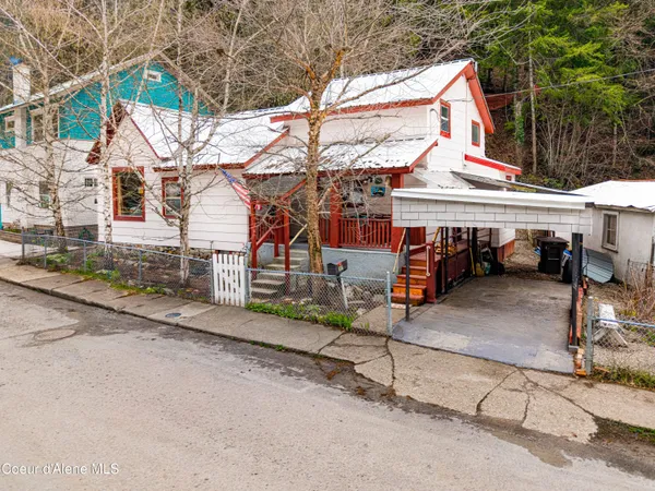 $219,000 | 176 King Street, Wallace, ID 83873