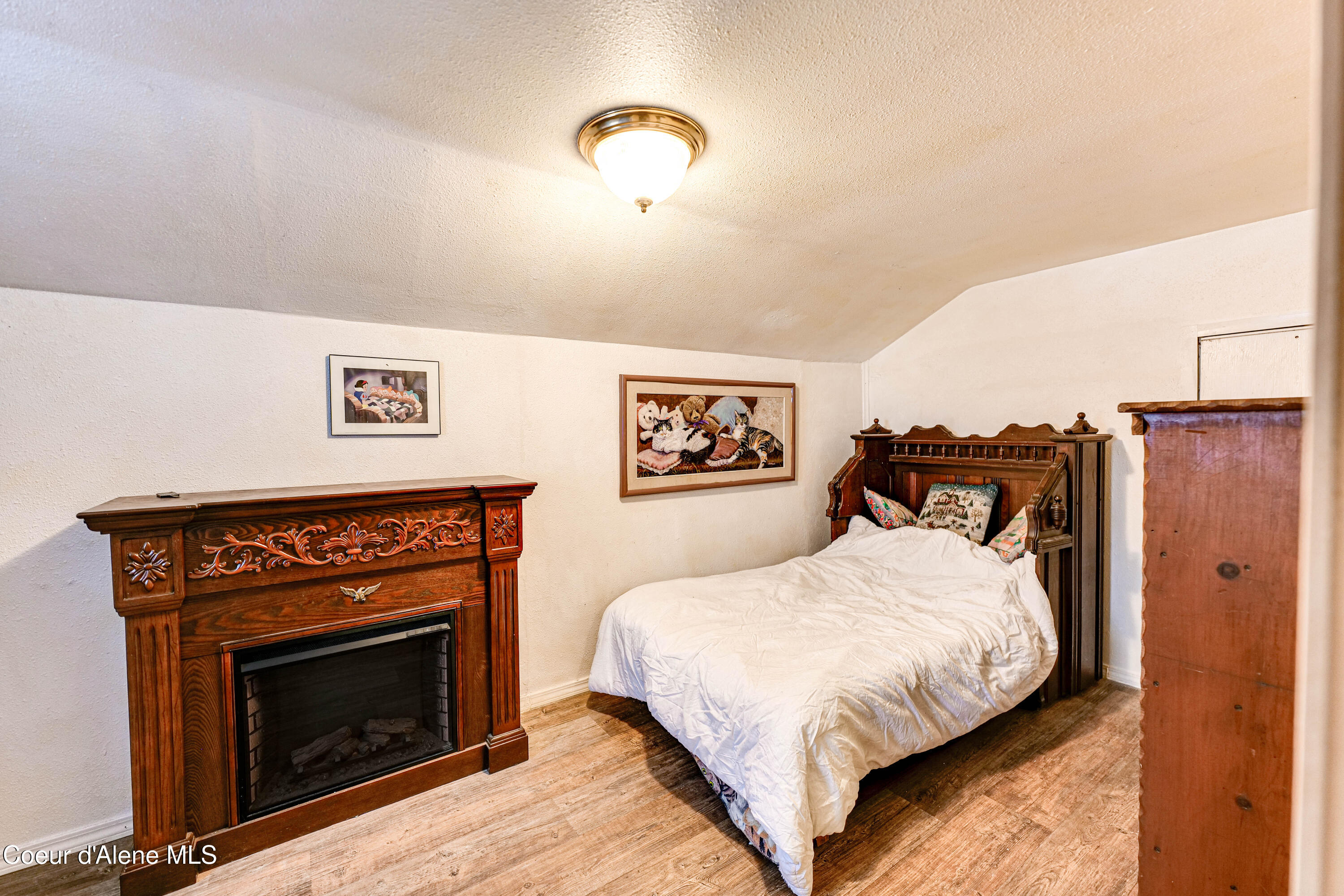 176 King Street Wallace, ID 83873 - Photo 19 of 26 Upstairs bedroom 2