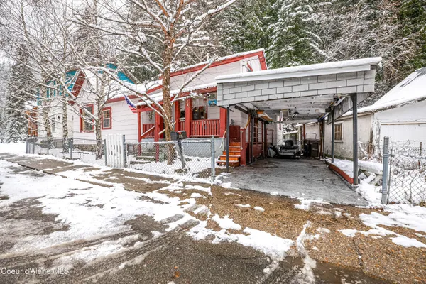 $224,900 | 176 King Street, Wallace, ID 83873