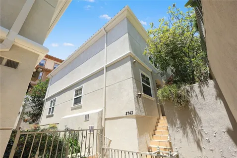 $699,800 | 2743 Montrose Avenue, Unit 110, Montrose, CA 91020
