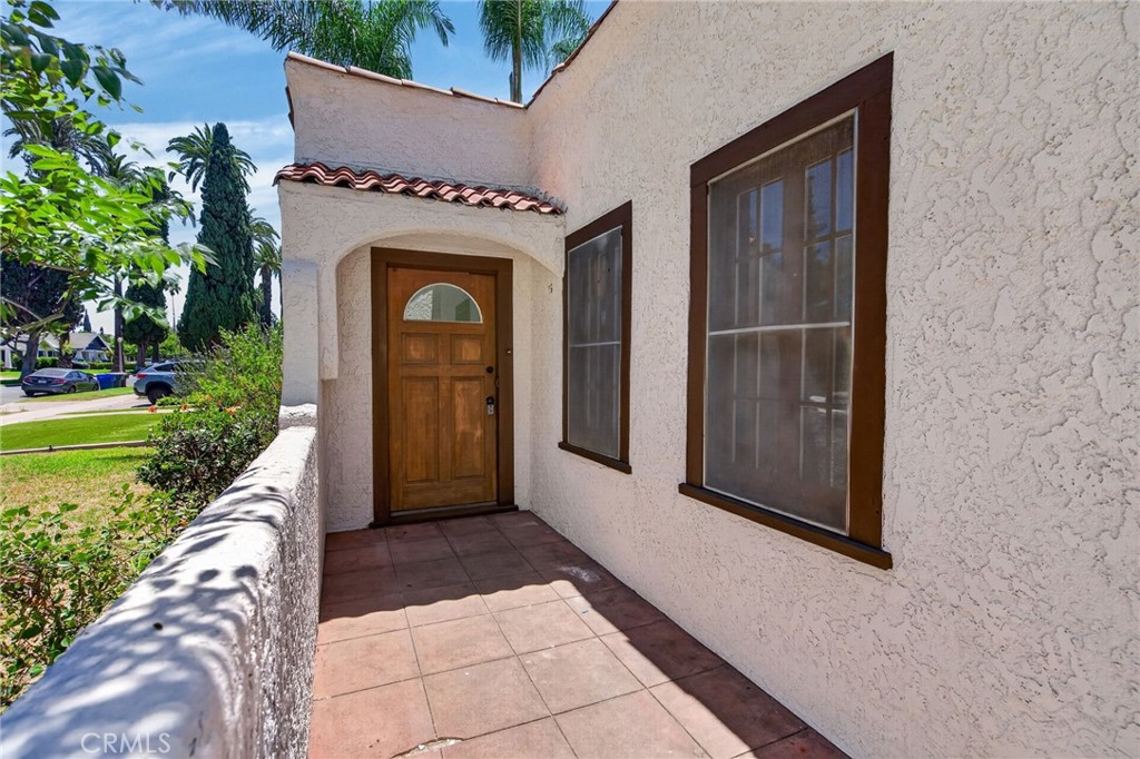 3956 Beechwood Place Riverside, CA 92506 - Photo 5 of 31