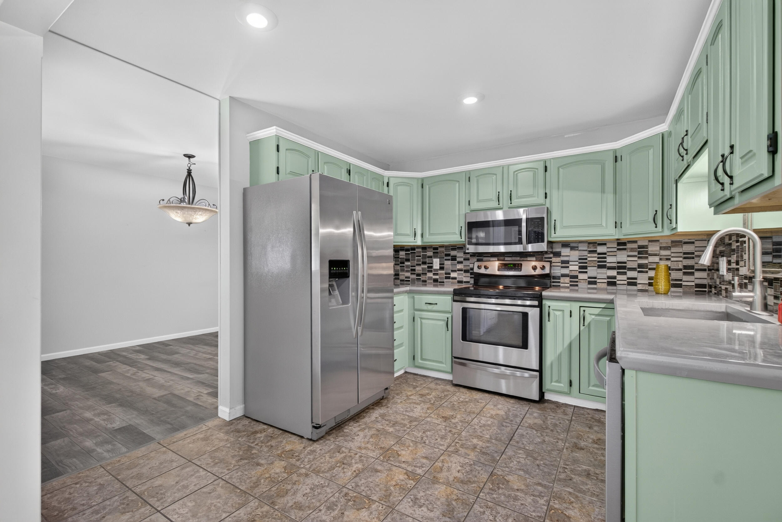 6423 Inverness Lane Jackson, MI 49201 - Photo 19 of 49 6423 Inverness Ln, Jackson, MI 49201