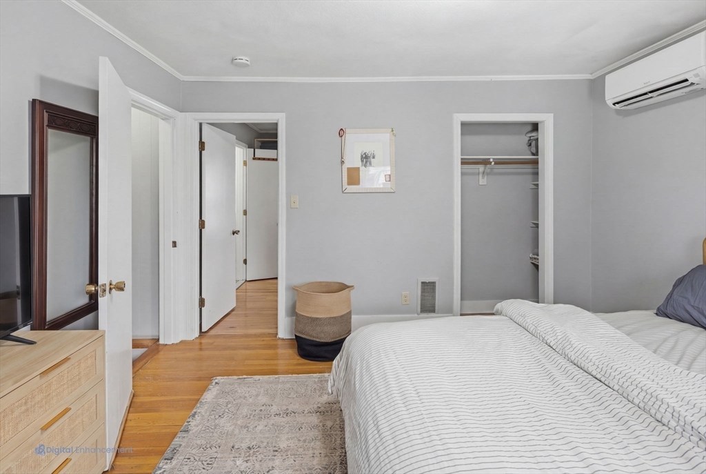 34 Cottage Street Watertown, MA 02472 - Photo 12 of 35