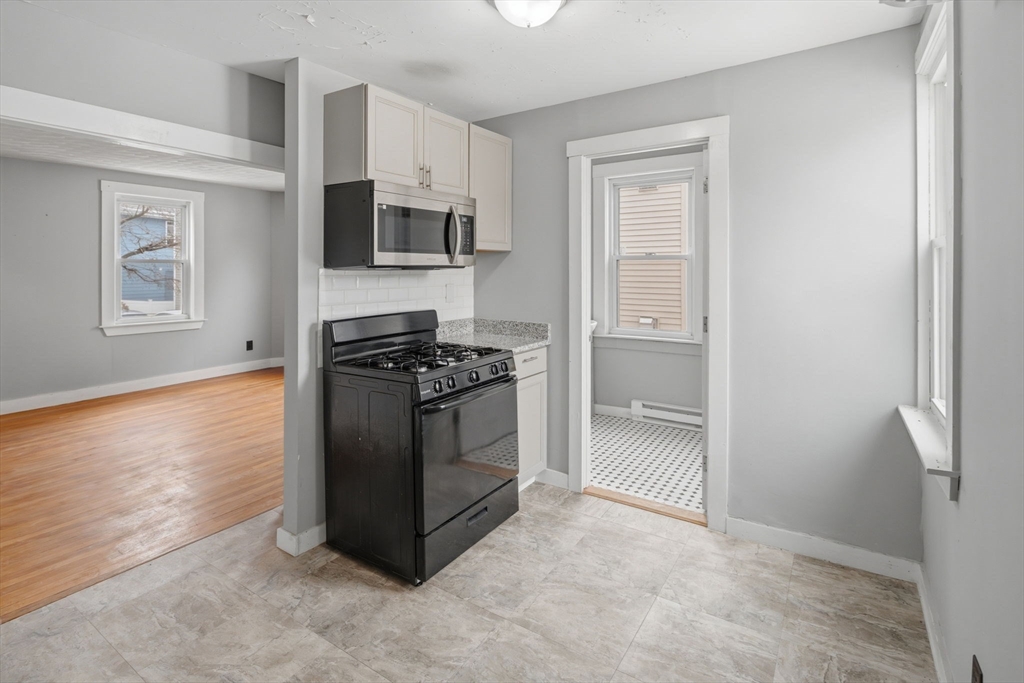 34 Cottage Street Watertown, MA 02472 - Photo 20 of 35