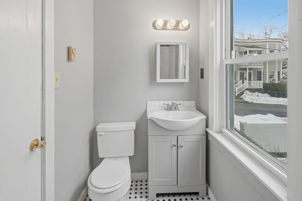 34 Cottage Street Watertown, MA 02472 - Photo 22 of 35