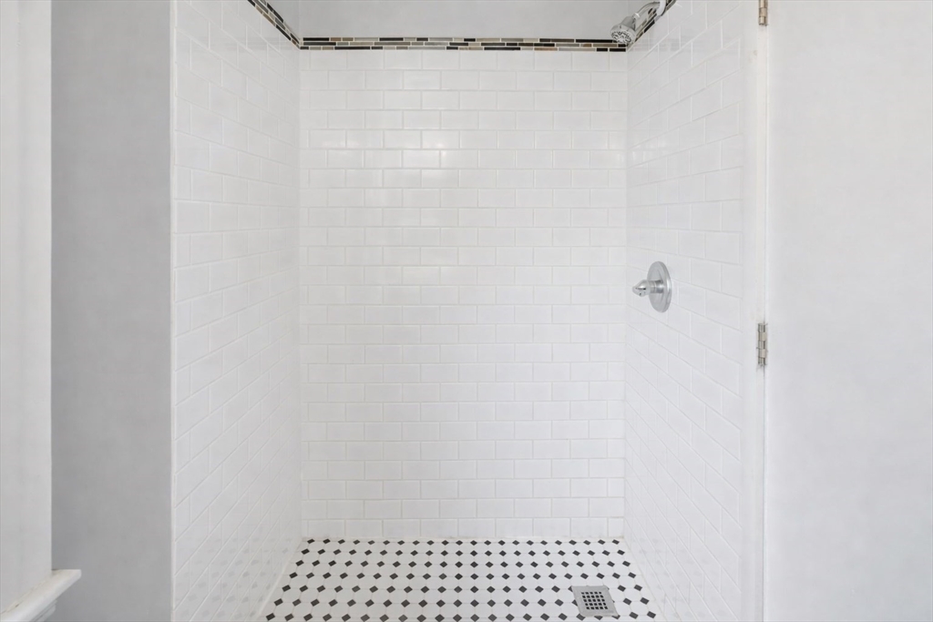 34 Cottage Street Watertown, MA 02472 - Photo 23 of 35