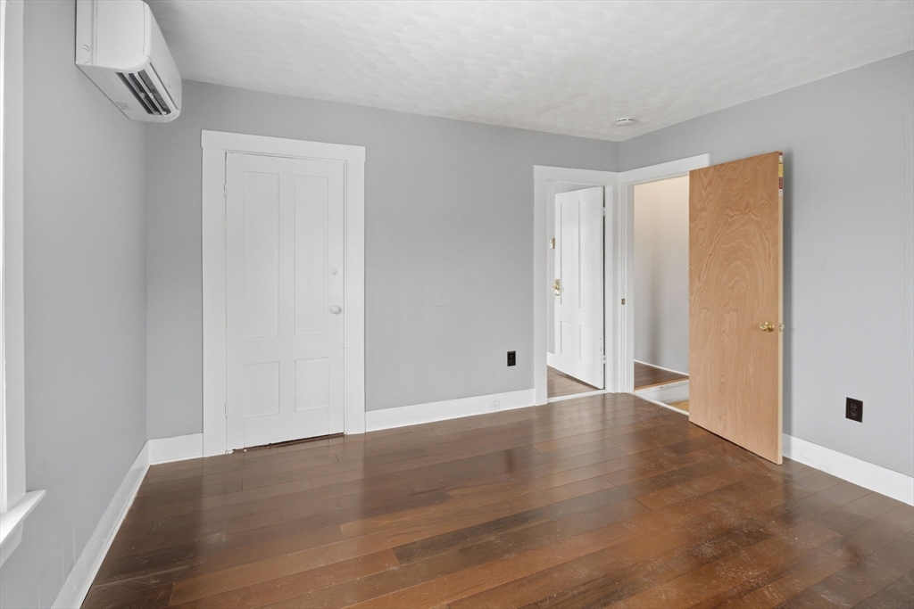 34 Cottage Street Watertown, MA 02472 - Photo 27 of 35