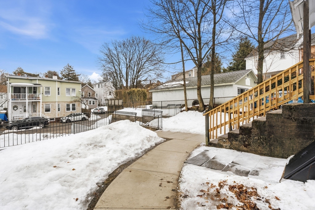 34 Cottage Street Watertown, MA 02472 - Photo 4 of 35