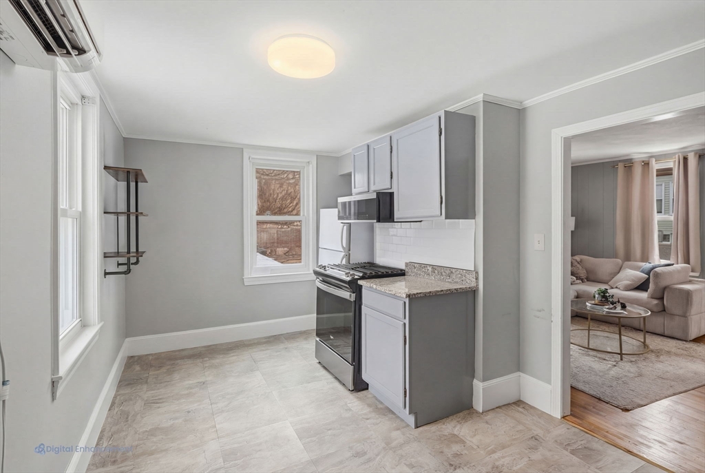 34 Cottage Street Watertown, MA 02472 - Photo 5 of 35